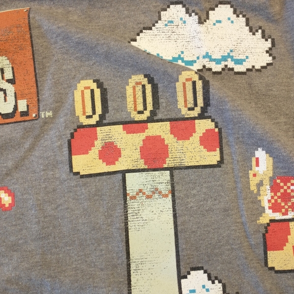 Men's Super Mario Bros. Long Sleeve Red and Gray Graphic Tee Shirt Size Medium - Picture 9 of 9